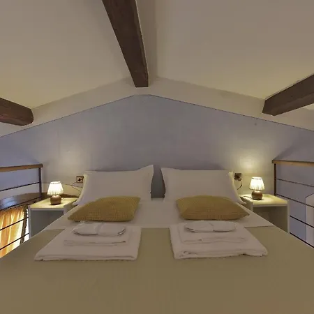 Affittacamere Sani Tourist House 3*