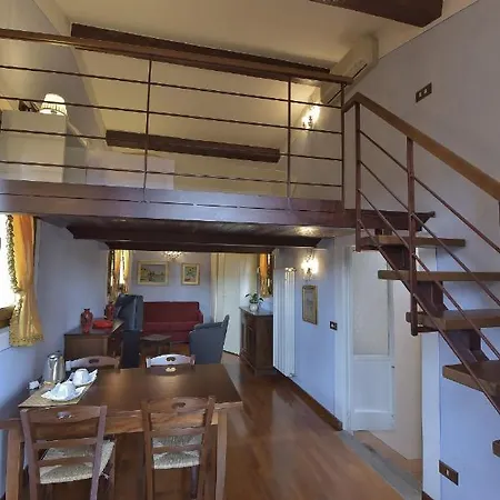בית הארחה Sani Tourist House 3*