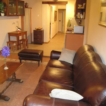 Guest house Sani Tourist House 3*