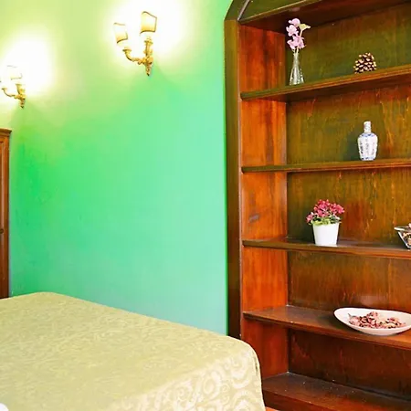 Sani Tourist House 3*