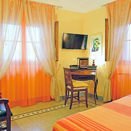 Sani Tourist House Florence