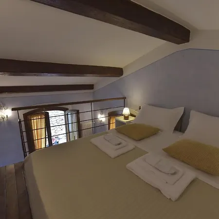 Sani Tourist House Guest house 3*